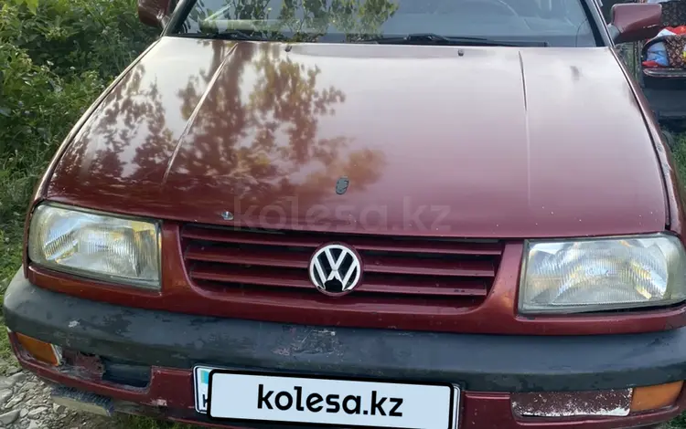 Volkswagen Vento 1992 года за 500 000 тг. в Талдыкорган