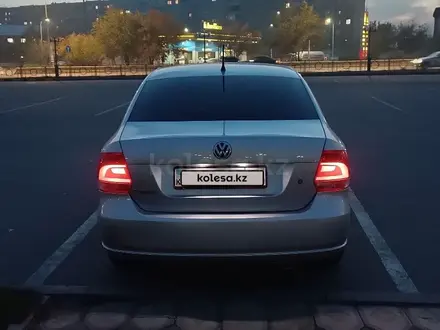 Volkswagen Polo 2014 годаүшін4 200 000 тг. в Семей – фото 2