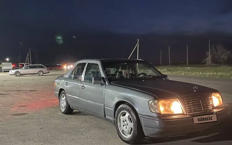 Mercedes-Benz E 220 1994 года за 1 600 000 тг. в Тараз