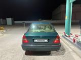 Mercedes-Benz C 180 1994 года за 550 000 тг. в Тараз – фото 2