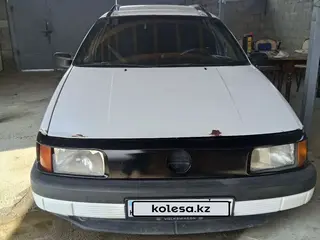 Volkswagen Passat, 1993