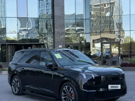 Lynk & Co 900 2025 года за 30 900 000 тг. в Алматы – фото 2