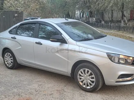 ВАЗ (Lada) Vesta 2018 года за 4 700 000 тг. в Актобе – фото 2