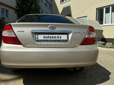 Toyota Camry 2003 года за 5 300 000 тг. в Актобе – фото 3