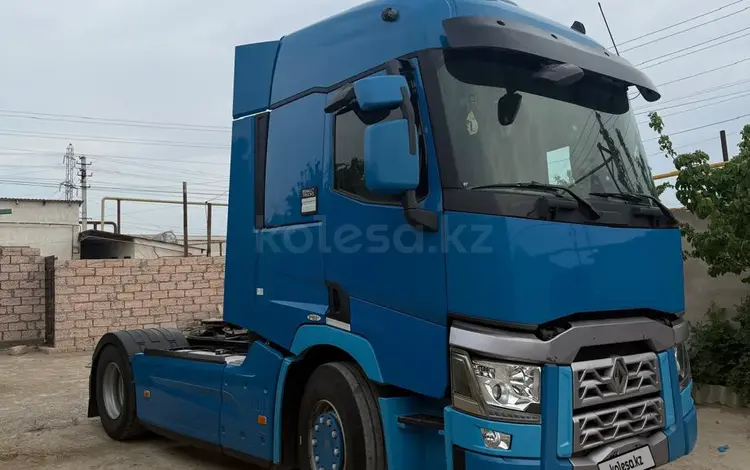 Renault  T-Series 2018 года за 30 000 000 тг. в Актау