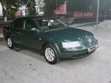 Volkswagen Passat 1997 годаfor2 800 000 тг. в Шымкент