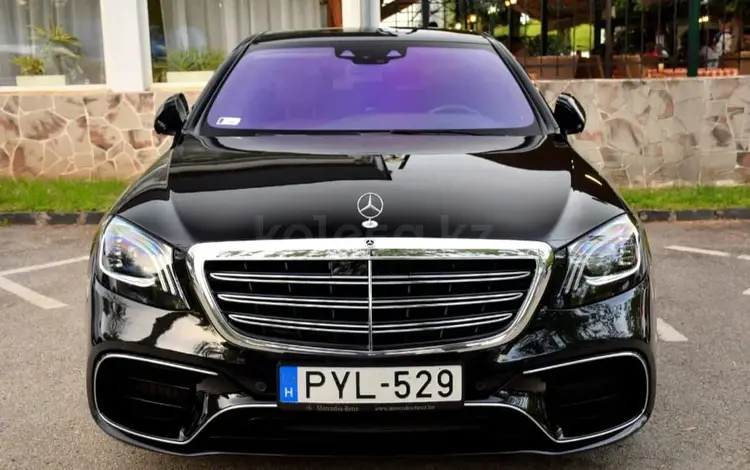 Решетка радиатора мерседес w222 AMG за 170 000 тг. в Астана