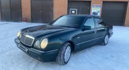 Mercedes-Benz E 280 1996 годаfor1 900 000 тг. в Петропавловск