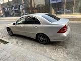 Mercedes-Benz C 240 2001 года за 2 300 000 тг. в Туркестан – фото 4