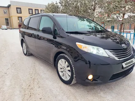 Toyota Sienna 2013 года за 15 500 000 тг. в Астана