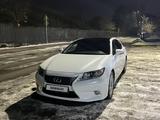 Lexus ES 350 2013 годаfor14 100 000 тг. в Алматы – фото 4