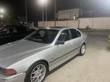 BMW 528 1999 года за 1 900 000 тг. в Туркестан – фото 2
