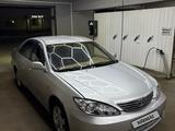 Toyota Camry 2005 годаүшін3 400 000 тг. в Балхаш – фото 2