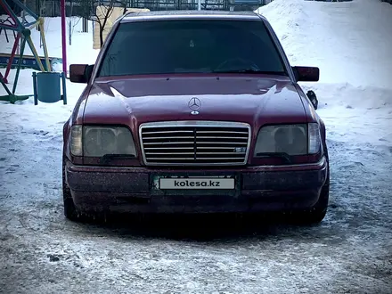 Mercedes-Benz E 300 1991 года за 2 500 000 тг. в Костанай – фото 3