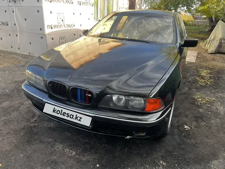 BMW 520 1996 года за 2 700 000 тг. в Караганда