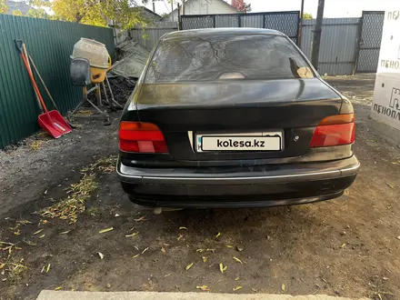 BMW 520 1996 года за 2 700 000 тг. в Караганда – фото 6