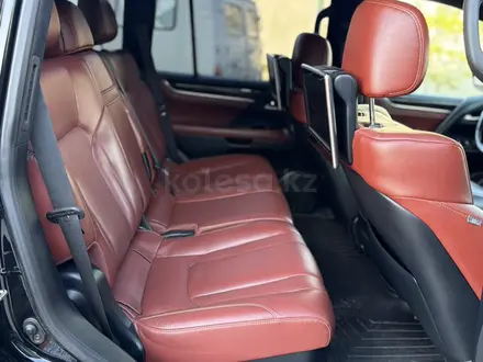 Lexus LX 570 2016 года за 40 000 000 тг. в Астана – фото 12