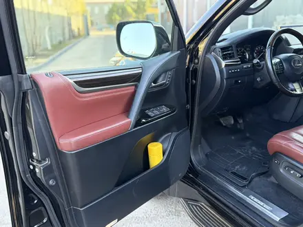 Lexus LX 570 2016 года за 40 000 000 тг. в Астана – фото 17