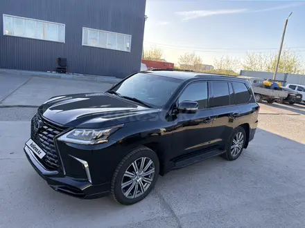 Lexus LX 570 2016 года за 40 000 000 тг. в Астана – фото 3