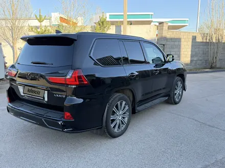 Lexus LX 570 2016 года за 40 000 000 тг. в Астана – фото 22