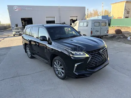 Lexus LX 570 2016 года за 40 000 000 тг. в Астана – фото 2
