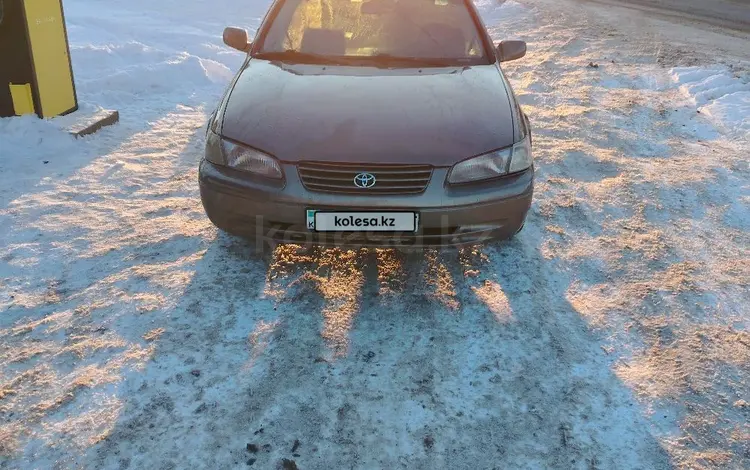 Toyota Camry 1998 годаfor2 750 000 тг. в Алматы