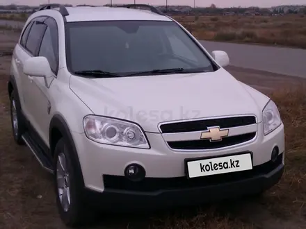 Chevrolet Captiva 2010 года за 5 100 000 тг. в Караганда – фото 2