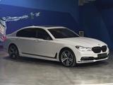 BMW 750 2017 года за 32 000 000 тг. в Шымкент
