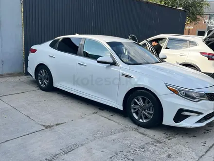 Kia Optima 2019 года за 9 000 000 тг. в Шымкент