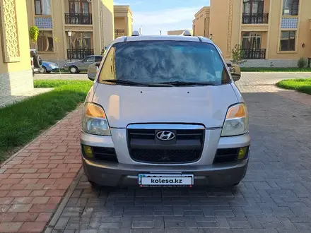 Hyundai Starex 2004 года за 3 200 000 тг. в Туркестан – фото 2