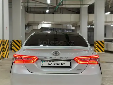 Toyota Camry 2019 года за 11 900 000 тг. в Астана – фото 8