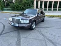 Mercedes-Benz E 200 1992 годаүшін2 300 000 тг. в Тараз