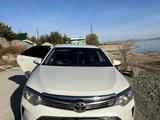 Toyota Camry 2015 года за 9 200 000 тг. в Усть-Каменогорск