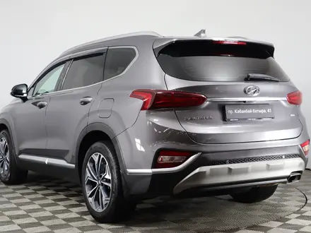 Hyundai Santa Fe 2020 года за 13 890 000 тг. в Астана – фото 4