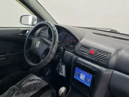 Skoda Octavia 2002 года за 1 790 000 тг. в Алматы – фото 15