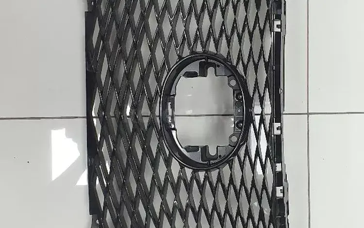 Решётка радиатора на Lexus RX 350 2016 за 50 000 тг. в Алматы