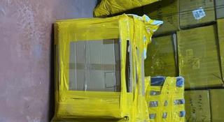 Автозапчасти двигателя коробки стекла кузовщина капот крыло бампер фары фон в Актобе