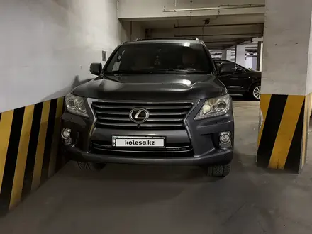 Lexus LX 570 2013 года за 26 500 000 тг. в Алматы