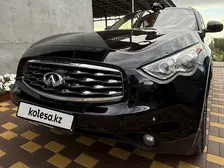 Infiniti FX35, 2009