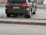 Toyota Sienna 2011 года за 10 500 000 тг. в Атырау – фото 2
