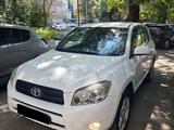 Toyota RAV4 2006 года за 5 200 000 тг. в Алматы – фото 2