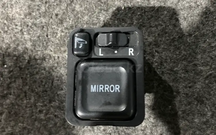 Кнопка управления боковыми зеркалами Хонда-CR-V за 5 000 тг. в Алматы