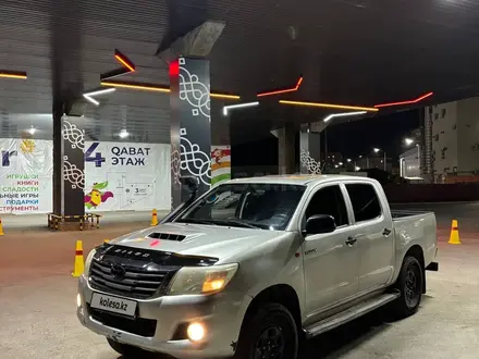 Toyota Hilux 2013 года за 6 700 000 тг. в Атырау – фото 15