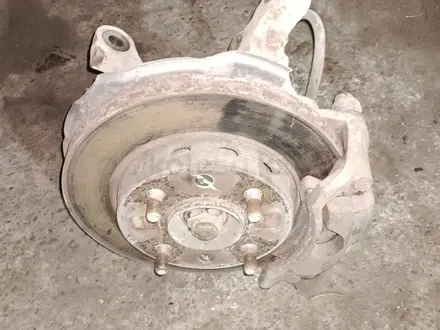 Рулевой кулак (цапа) со ступицей диском супортом за 35 000 тг. в Караганда