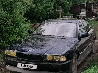 BMW 728