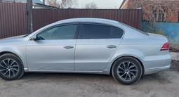 Volkswagen Passat 2011 года за 6 500 000 тг. в Актобе – фото 3