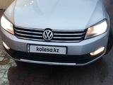 Volkswagen Passat 2011 года за 6 500 000 тг. в Актобе – фото 5