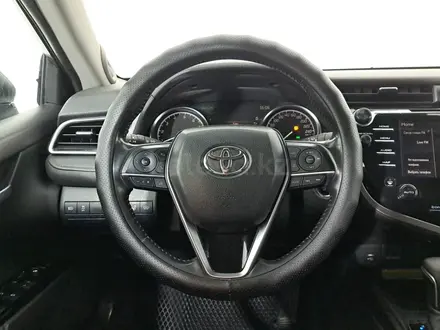 Toyota Camry 2021 года за 13 330 000 тг. в Астана – фото 11