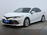 Toyota Camry 2021 года за 13 330 000 тг. в Астана
