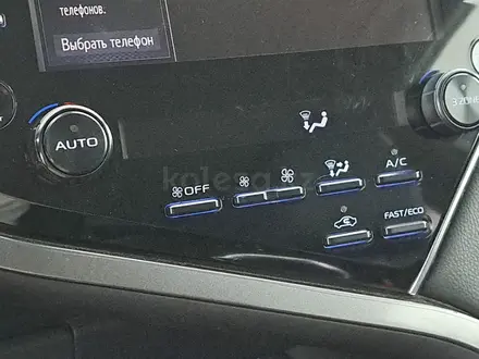 Toyota Camry 2021 года за 13 330 000 тг. в Астана – фото 12